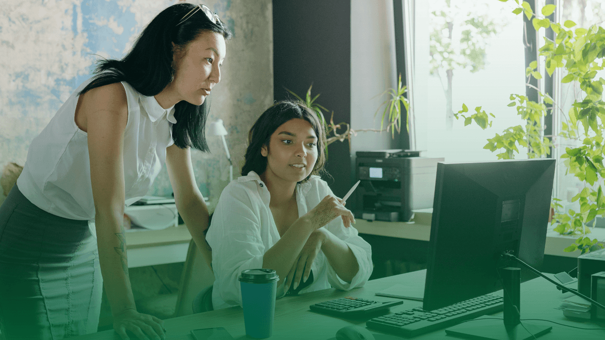 Mulheres em ambiente corporativo